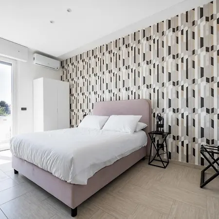 Resp Apartament Novara